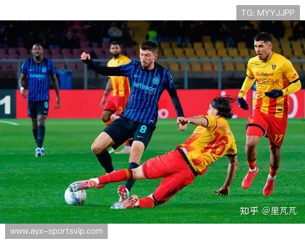 国米2比0拉齐奥，时隔15年再夺意大利杯_2